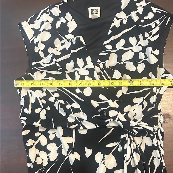 Anne Klein Black White Floral Sleeveless Surplice Wrap Midi Cocktail Dress Sz. M - Picture 3 of 17